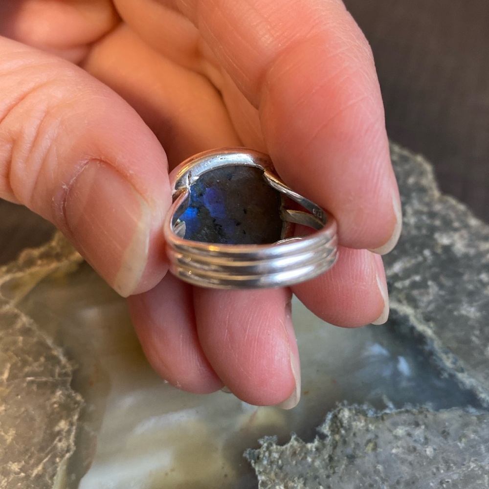 Genuine Labradorite Gemstone, 925 Sterling Silver Ring - Picture 11 of 16